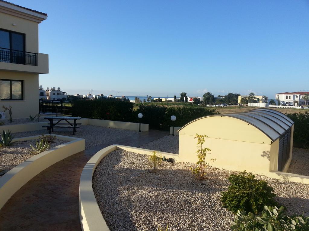 Faros Beach Paphos Habitación foto