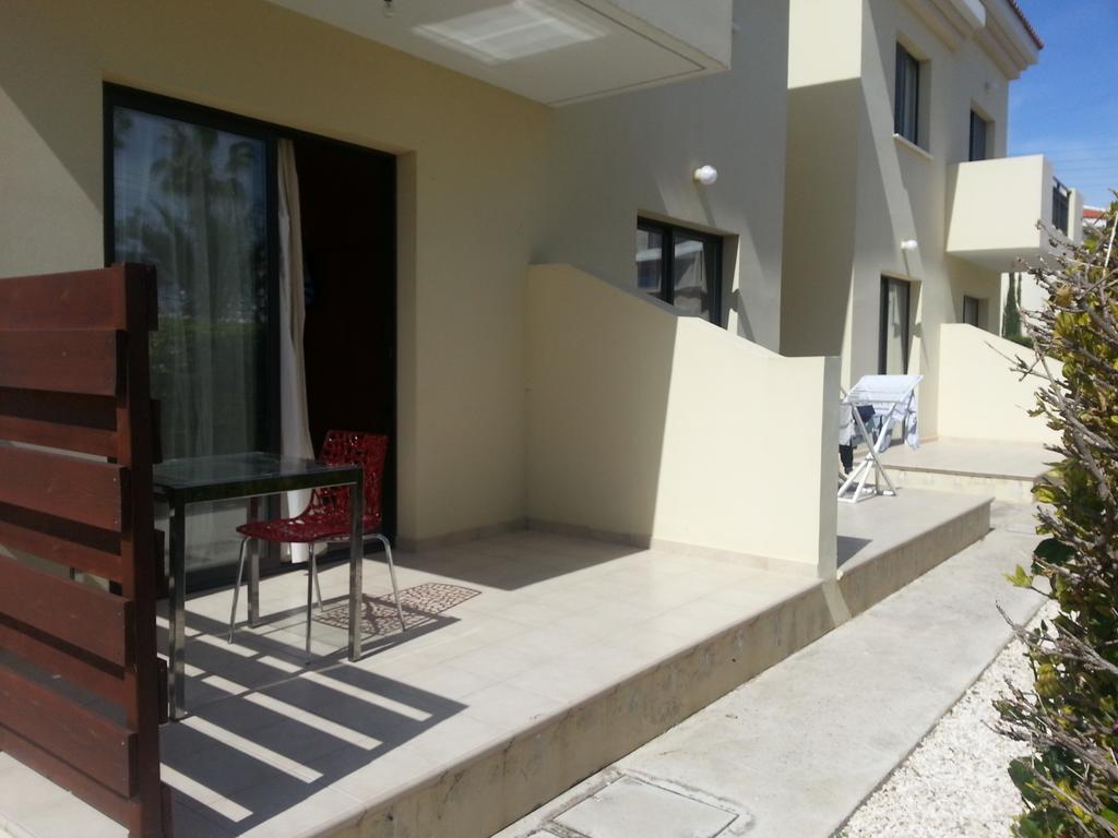 Faros Beach Paphos Exterior foto